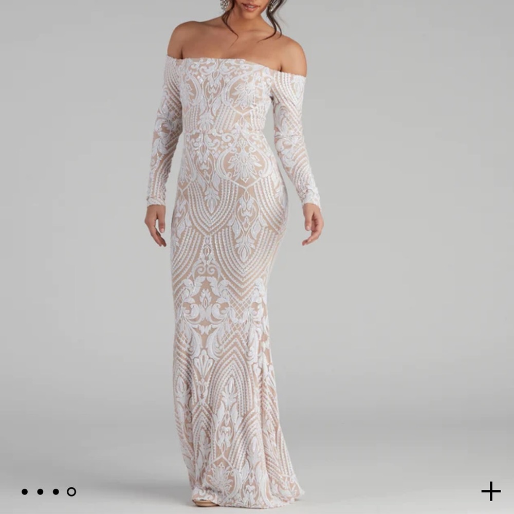 Windsor Sequin Formal Dress